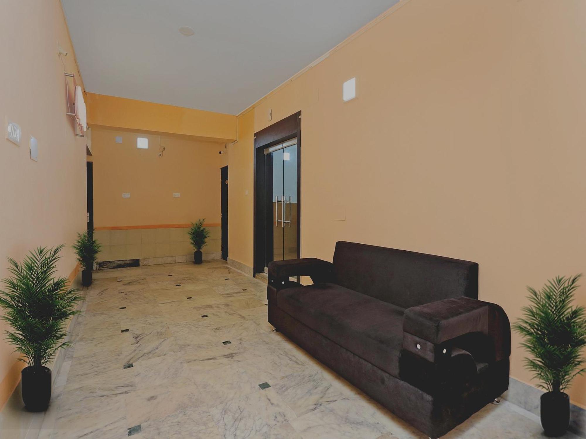 Hotel O Seven Inn Bhubaneswar Exterior photo